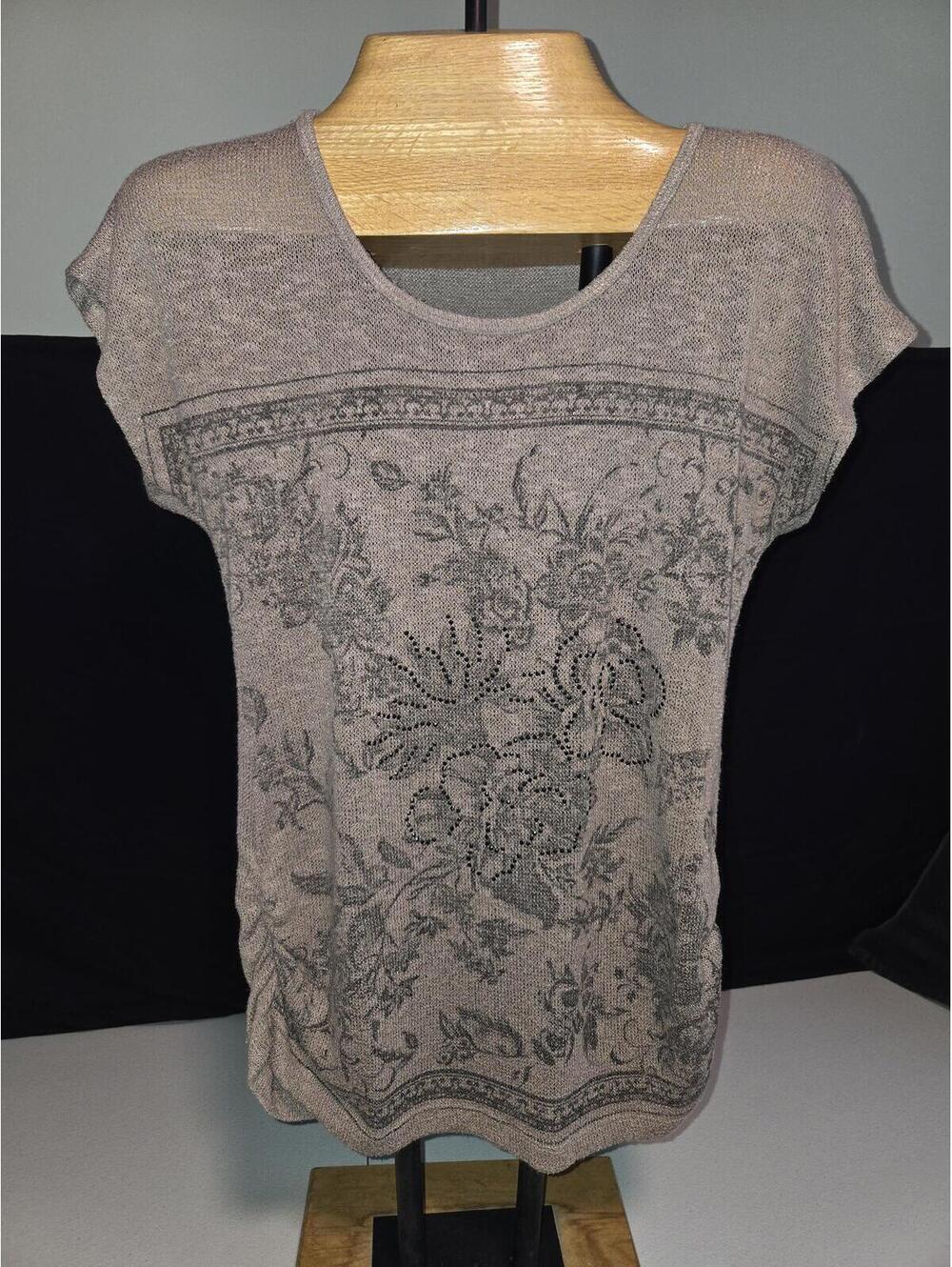 Lightweight Beige Floral Print Knit Top with Rhinestone Detail